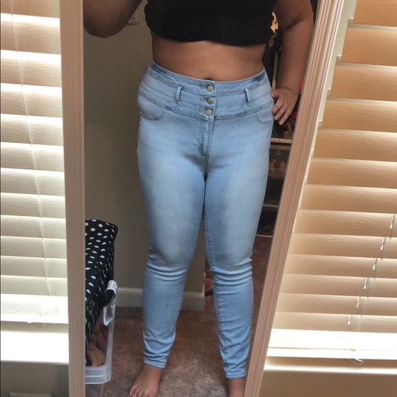 Charlotte Russe Denim - Charlotte Russe Light blue jeans